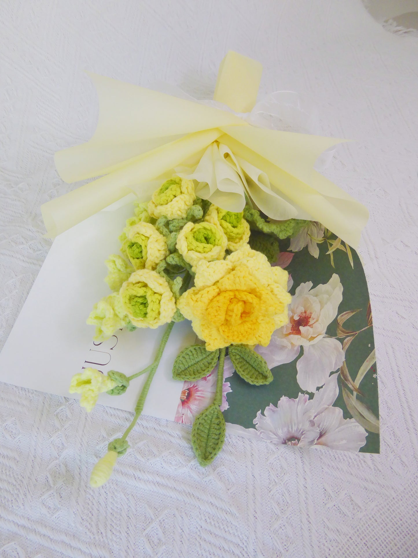 Crochet Flowers Bouquet Handmade, Finished Product, Rose for Anniversary, Christmas,Birthday, Graduation, Girlfriend, Mother love forever gift