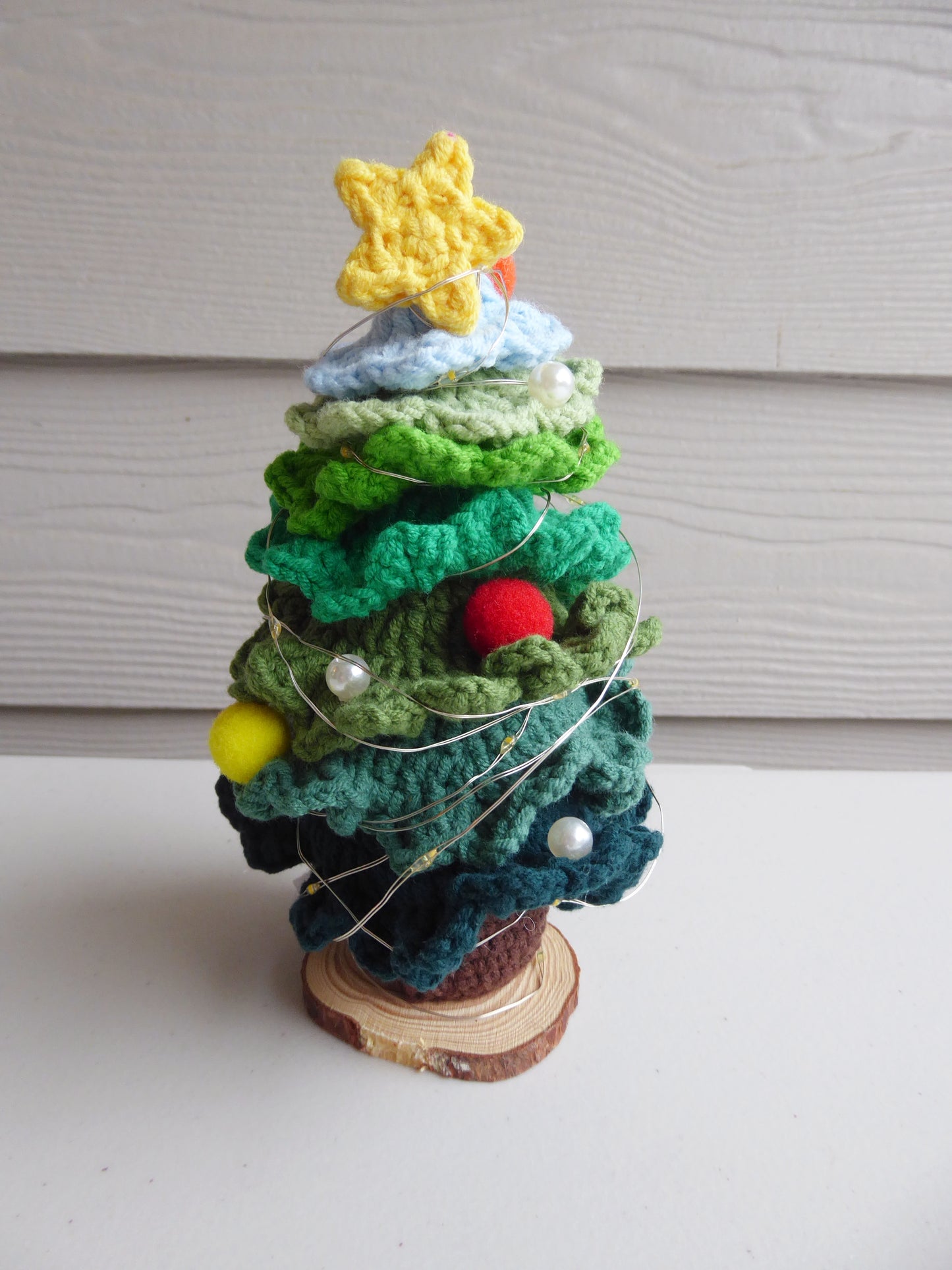 Crochet Handmade Christmas Tree Mini Light Night Lamp, Finished Product, Knitted Flower Holiday Home Decoration, love friend forever gift