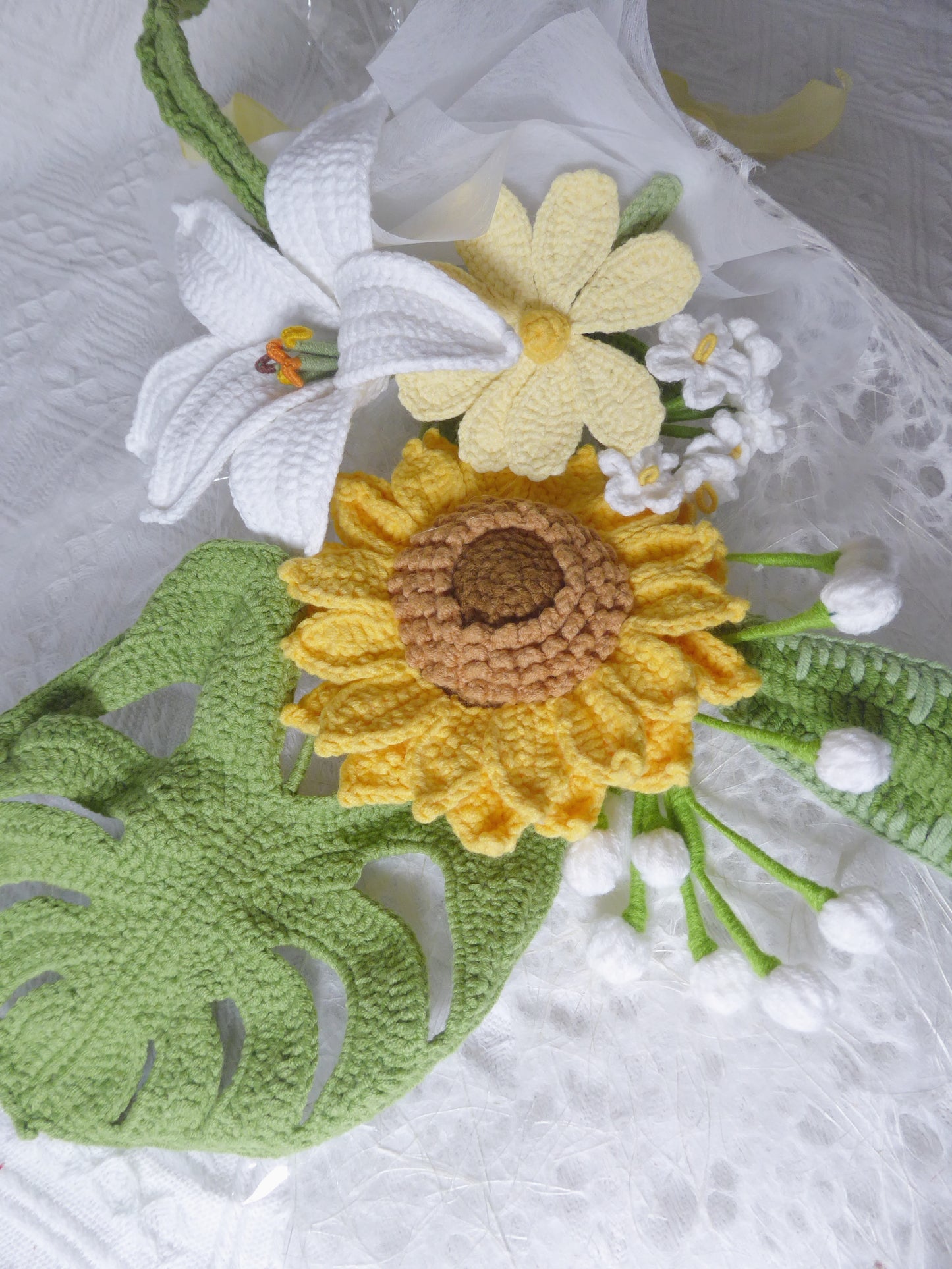 Crochet Flowers Bouquet Handmade, Finished Product, Sunflower, Lily for Anniversary, Halloween,Birthday, Graduation, Girlfriend, Mother love forever gift